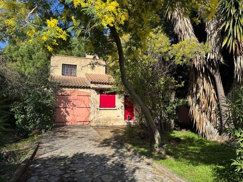 Maison à PEROLS