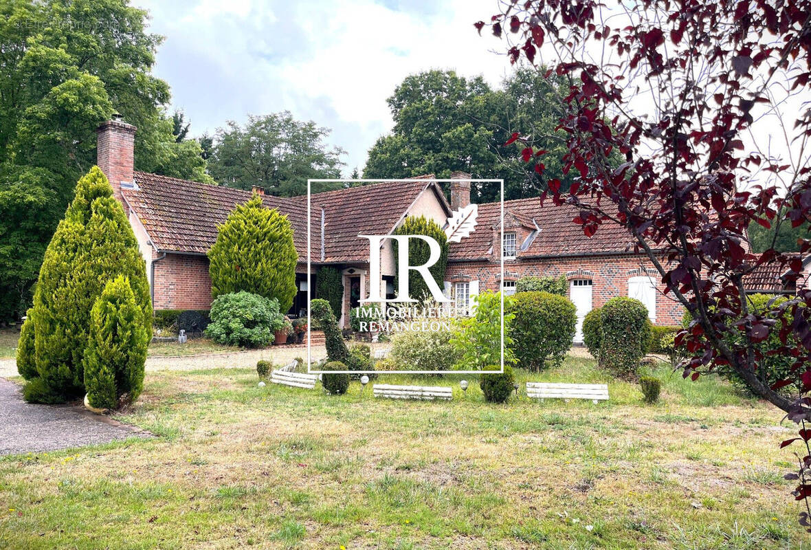 Maison à LAMOTTE-BEUVRON