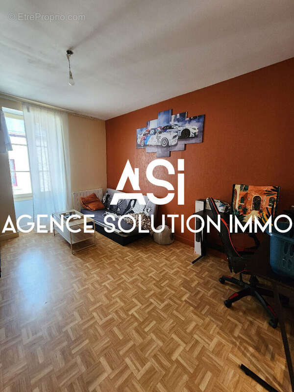 Maison à SAINT-LEONARD-DES-BOIS