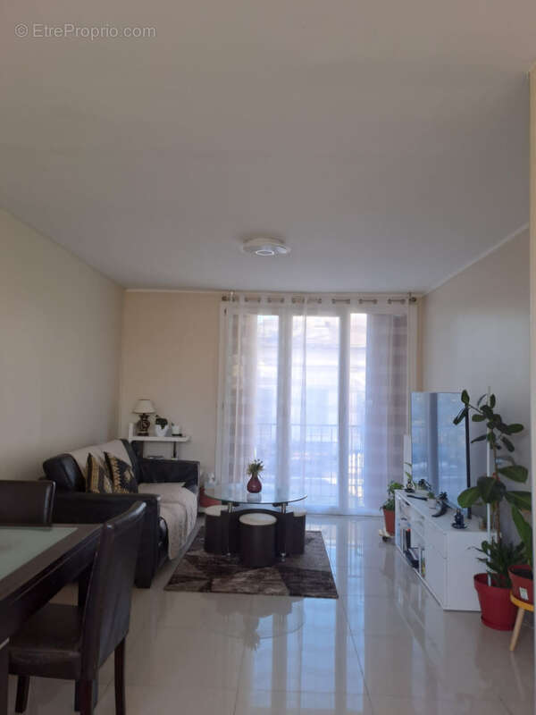 Appartement à MELUN