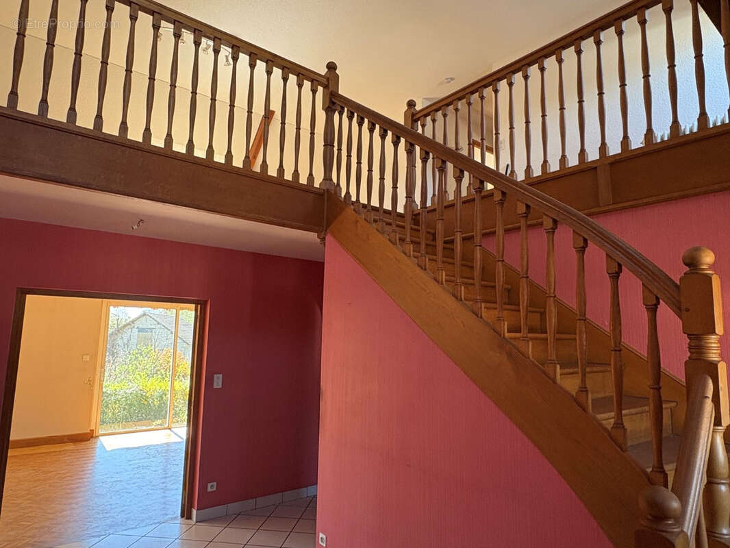 Maison à COUSSAC-BONNEVAL