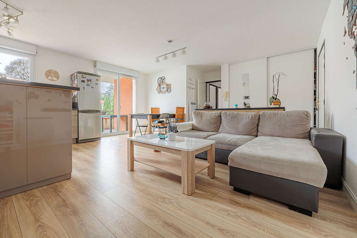 Appartement à POMPERTUZAT