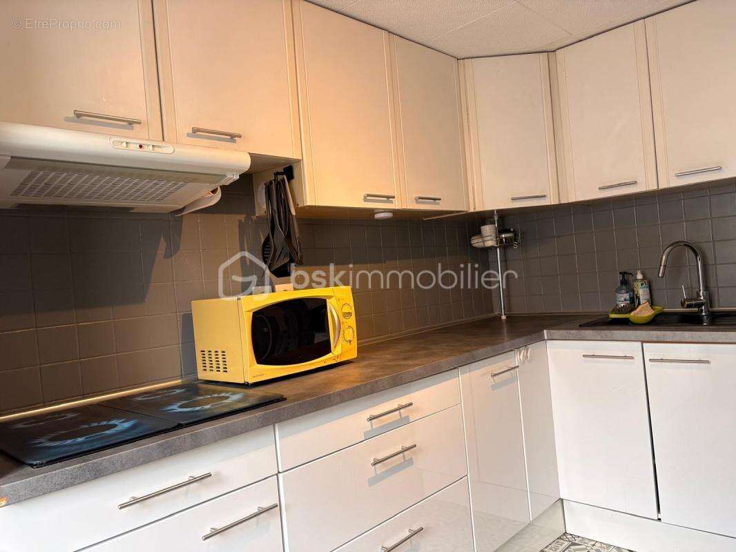 Appartement à CORBEIL-ESSONNES