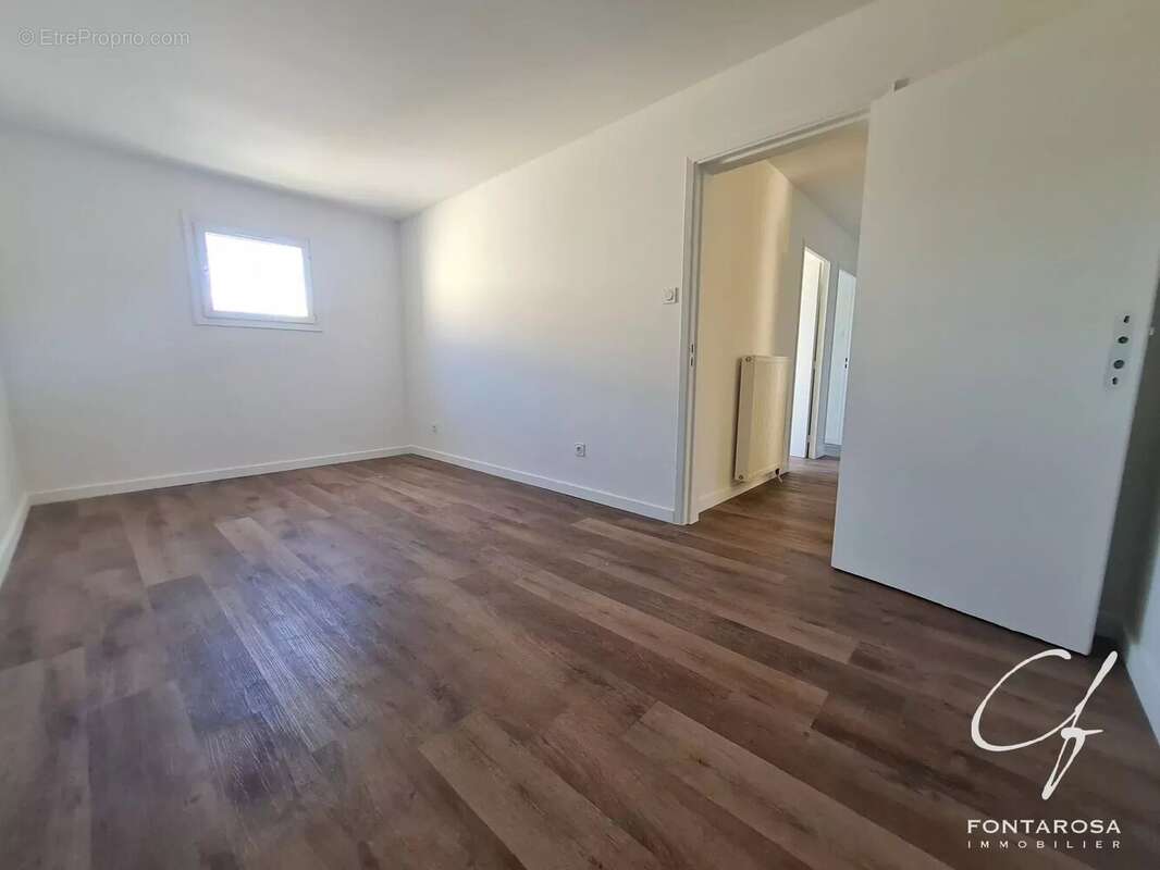 Appartement à FREJUS