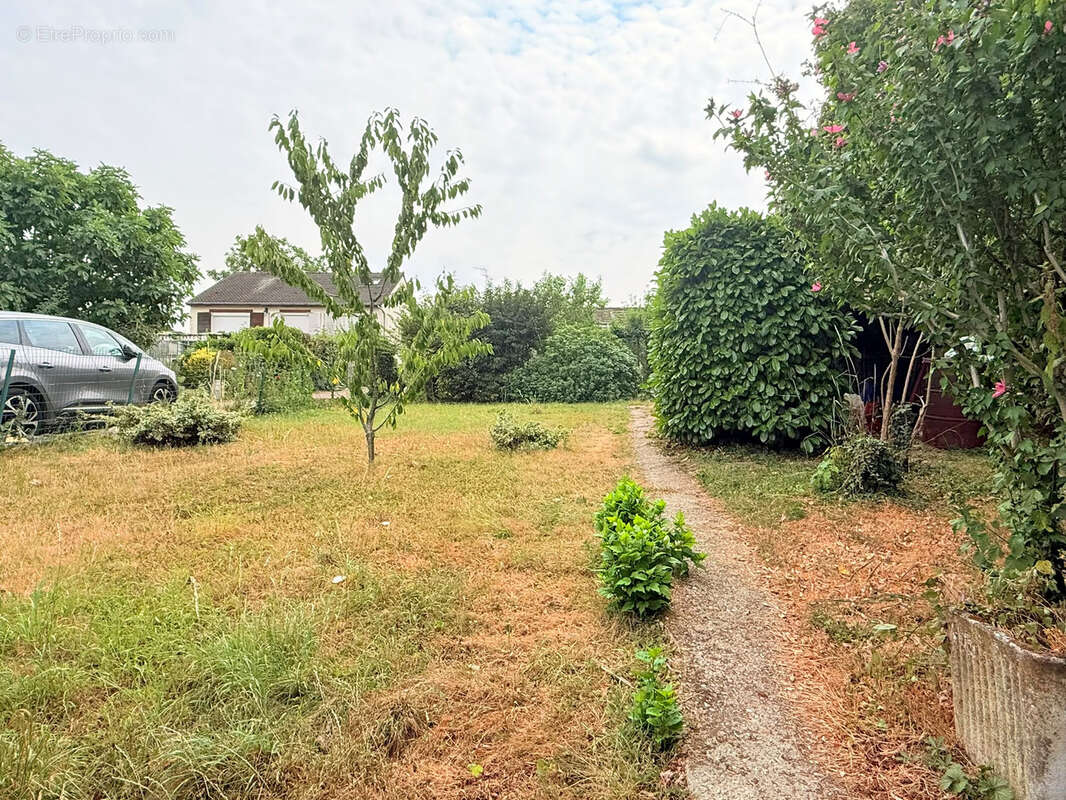 Maison avec terrain - Mennecy - 854m2 terrain - photo 8