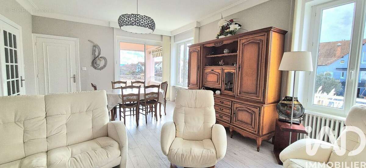 Photo 3 - Maison à LE COTEAU