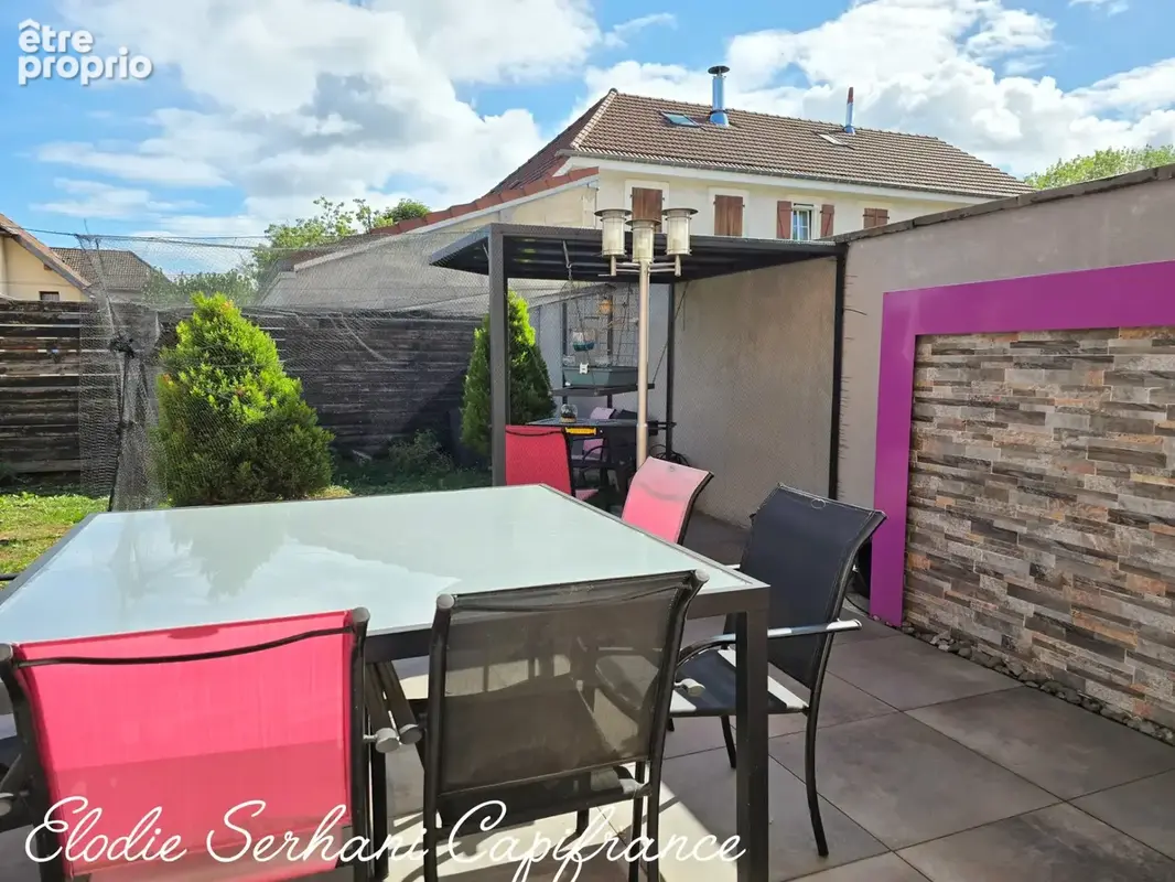En Exclusivité, coup de coeur à Exincourt pour cette maison mitoyenne T5 d'environ 99m2 - photo 4
