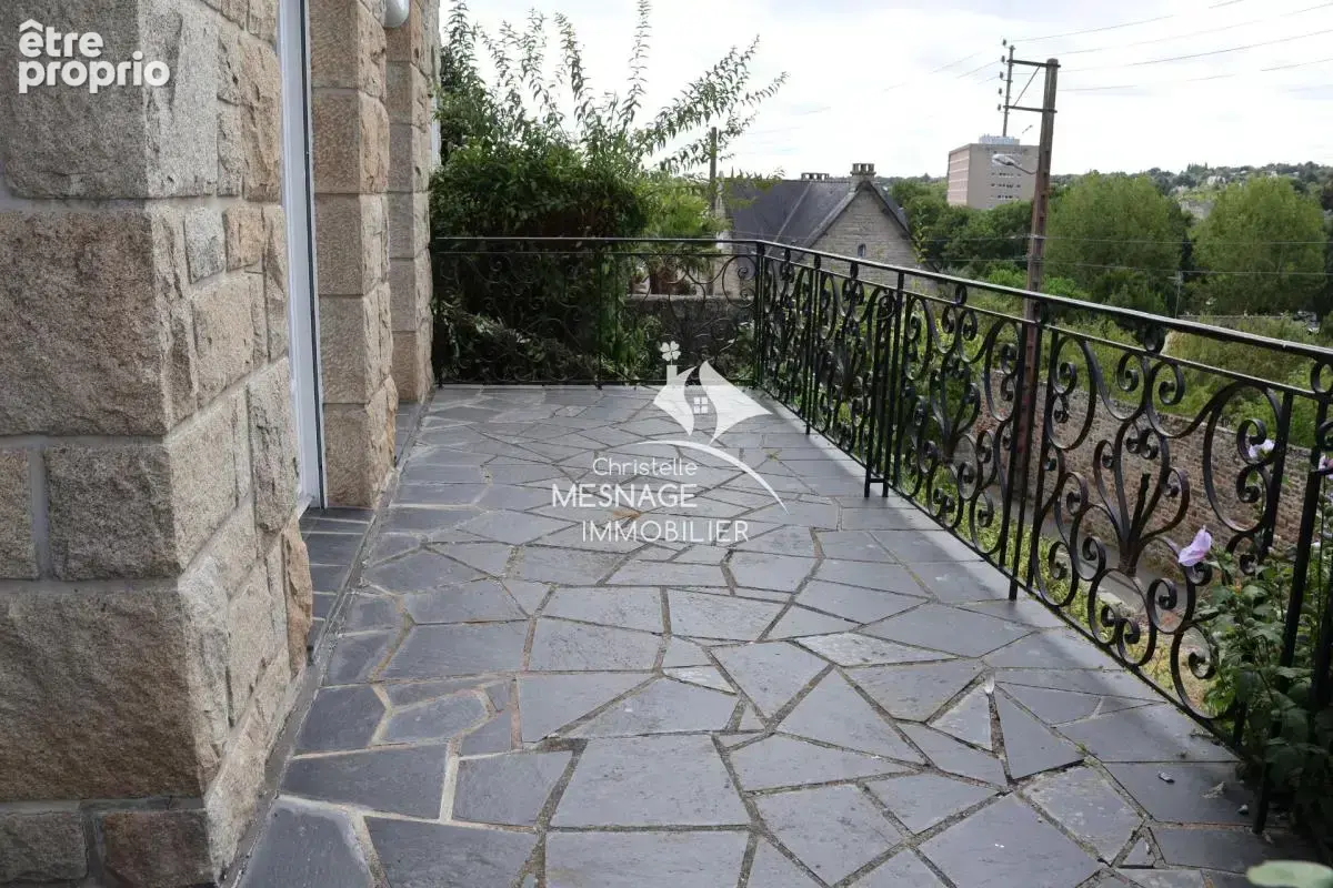 À vendre à l'agence Christelle Mesnage - DINAN centre-ville - photo 6