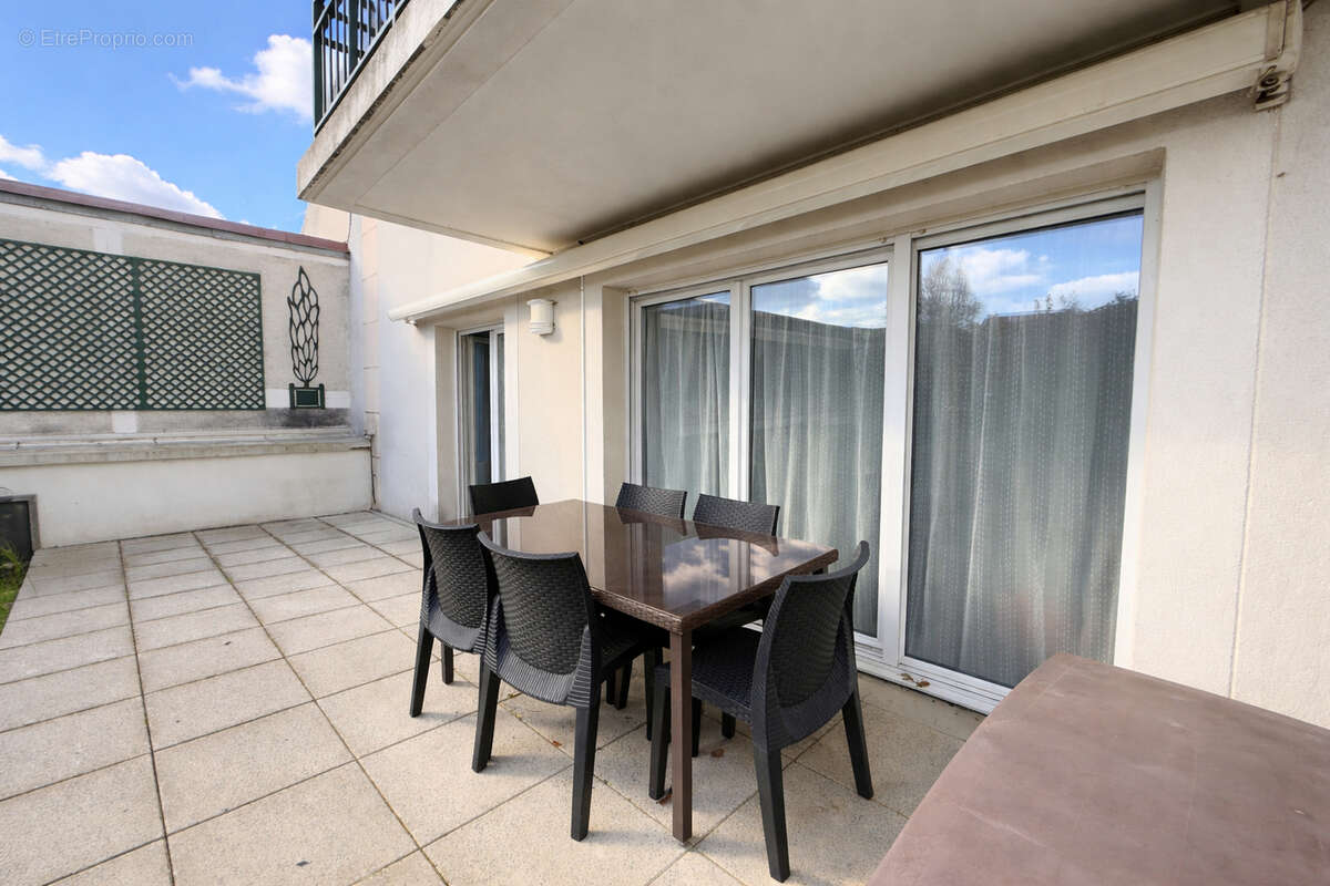 Appartement à NEUILLY-PLAISANCE