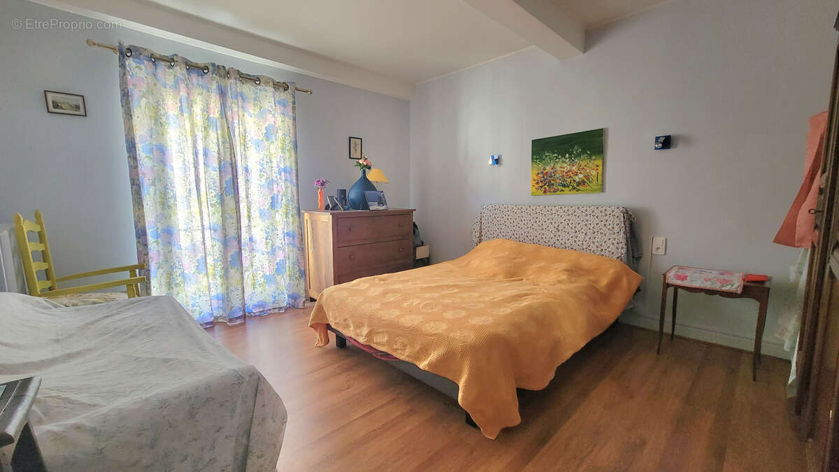 Maison à LEZIGNAN-CORBIERES