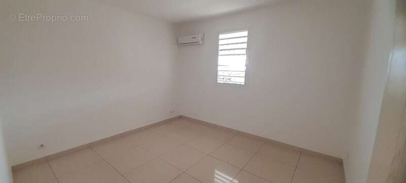 Appartement DIDIER T3 Fort de France + Box - photo 9