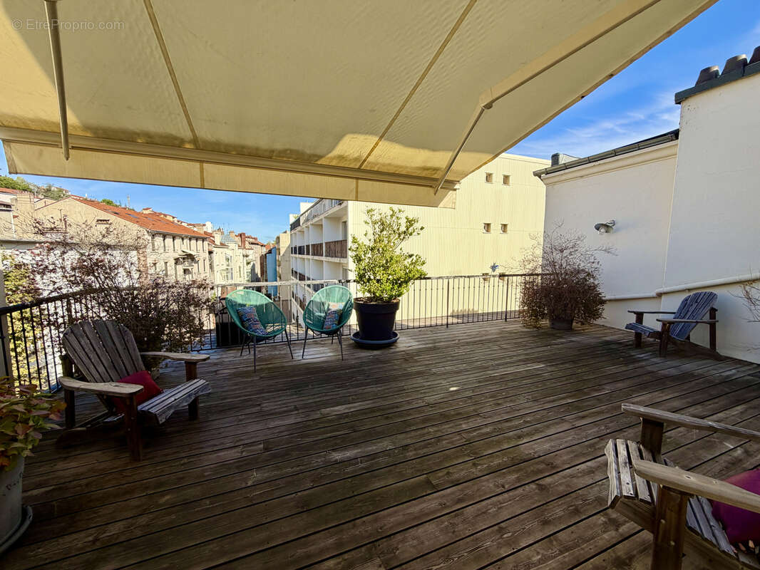 Appartement à SAINT-ETIENNE