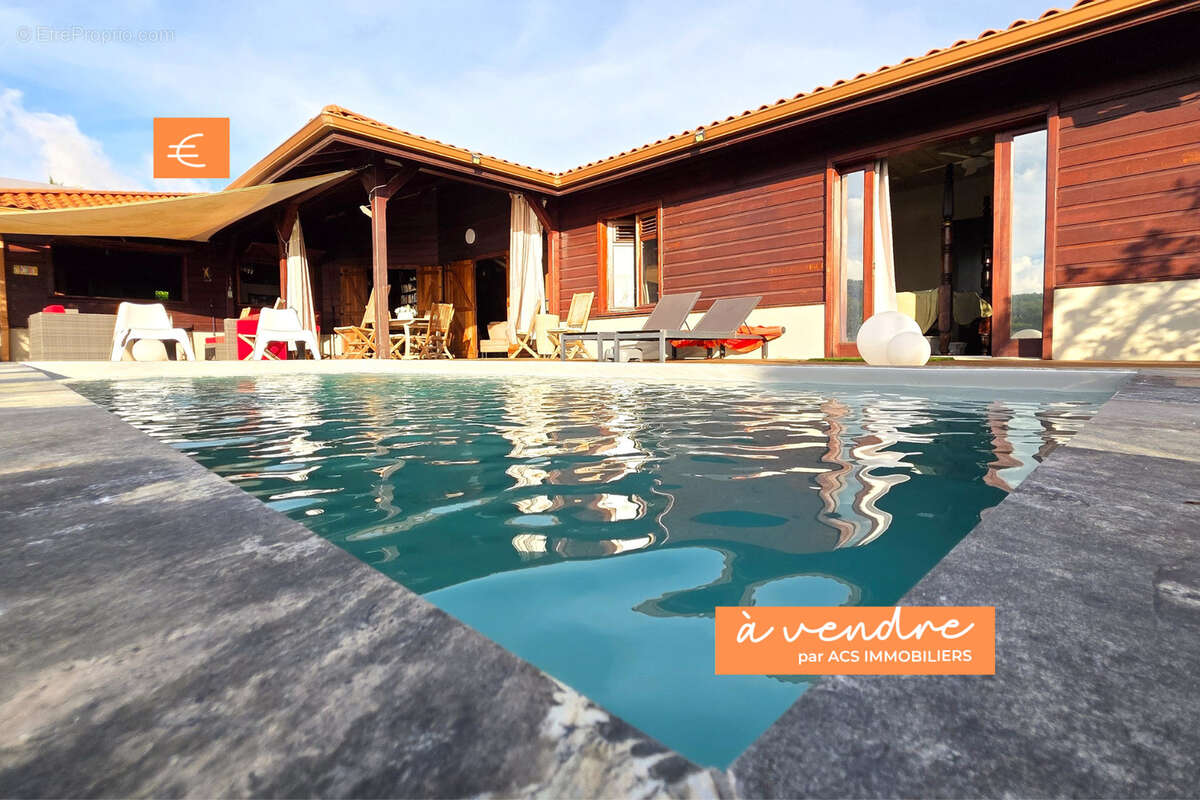 Maison à CASE-PILOTE