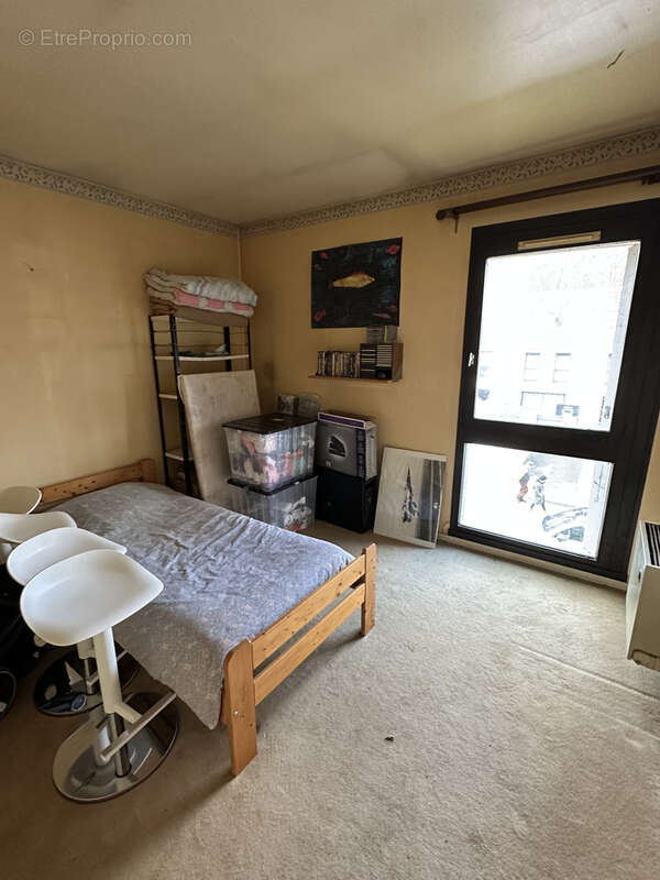 Maison à VAUX-LE-PENIL