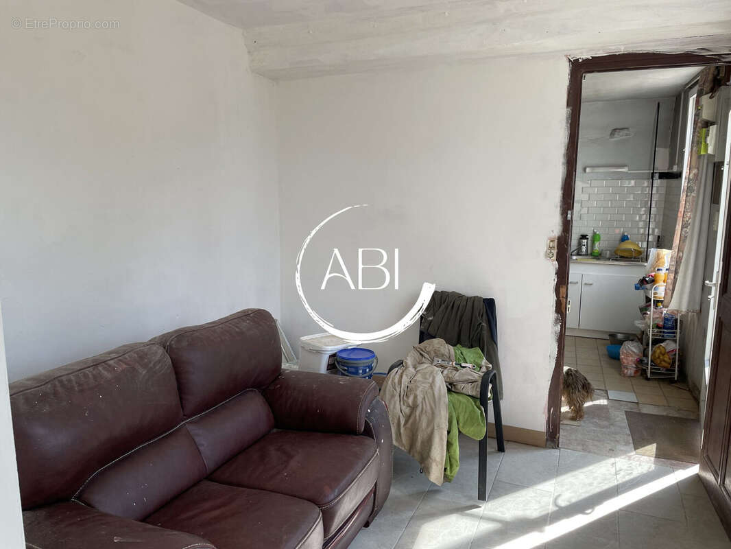 Maison à LE MENIL-DE-BRIOUZE