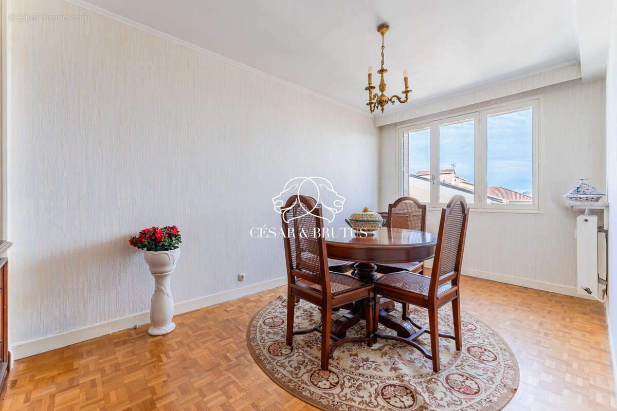 Appartement à VILLEURBANNE