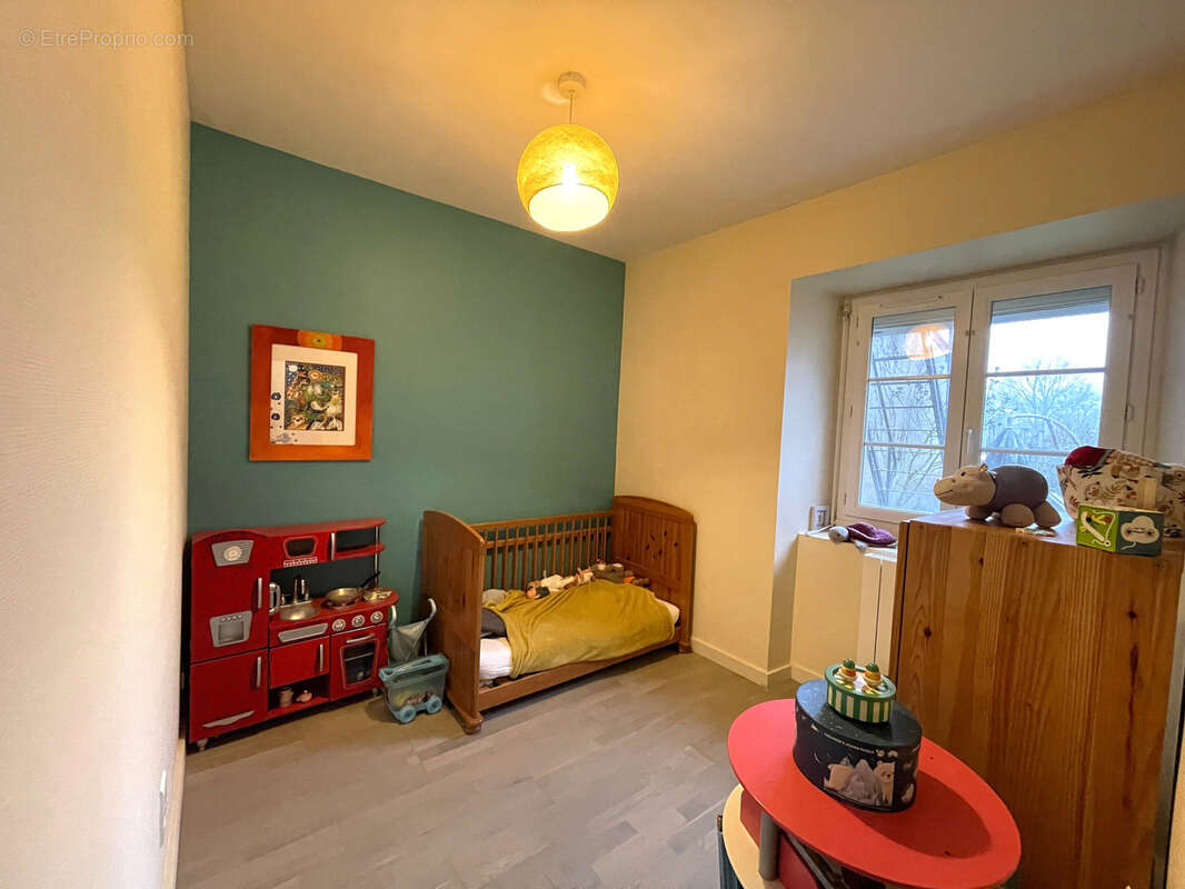 Ligné - Maison familiale dans un bel environnement - photo 11