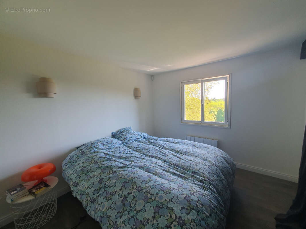 Maison à CORMEILLES