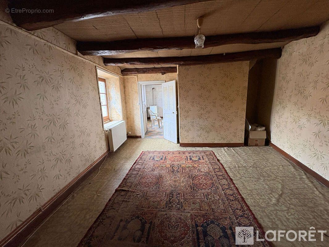 Maison à MAZEYRAT-D'ALLIER