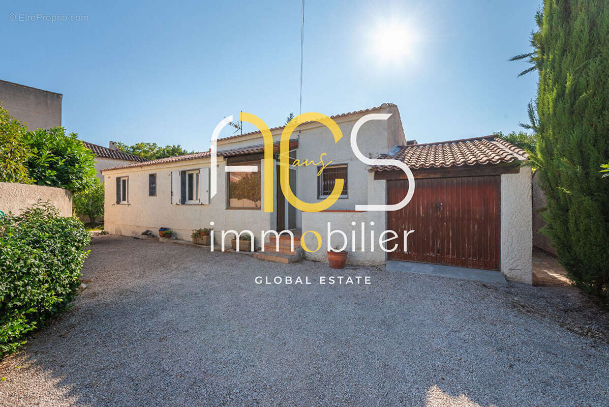 Maison Chateauneuf Les Martigues 5 pièce(s) 101 m2 garage plain pied calme - photo 8