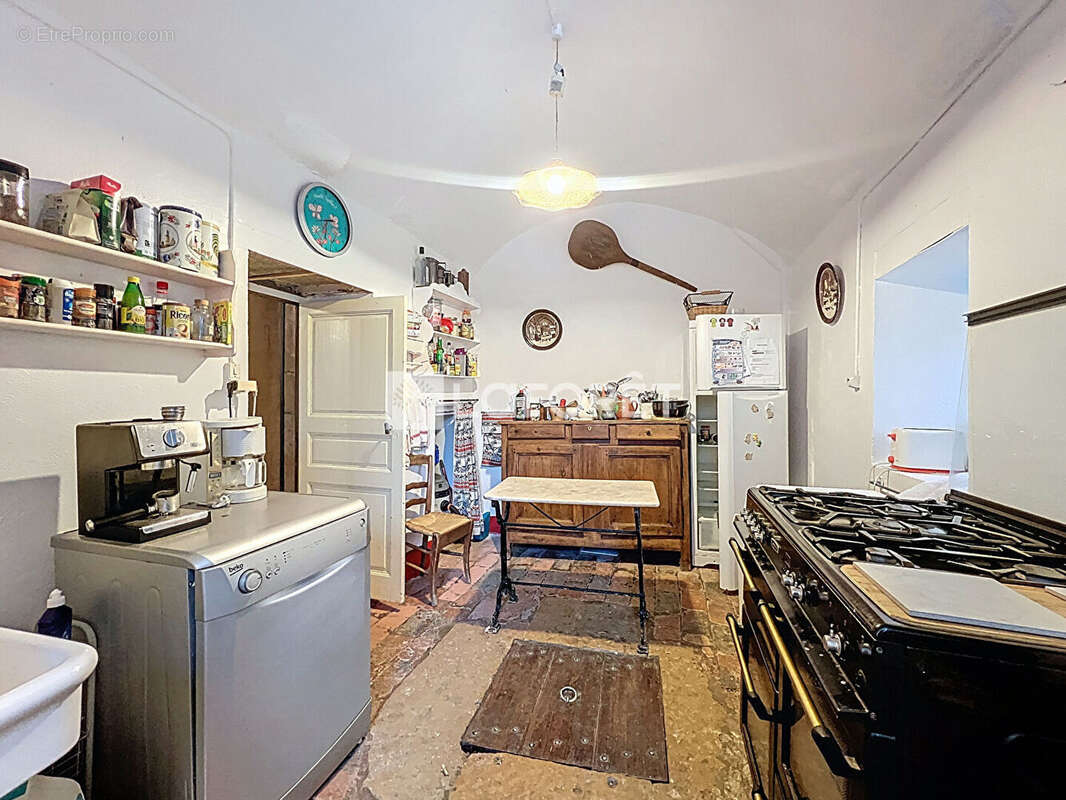 Maison à NANC-LES-SAINT-AMOUR