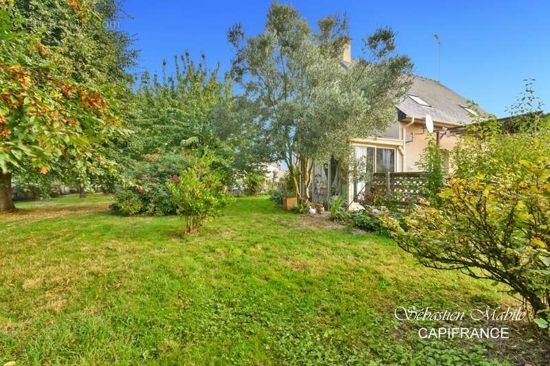 Maison à ROZ-SUR-COUESNON