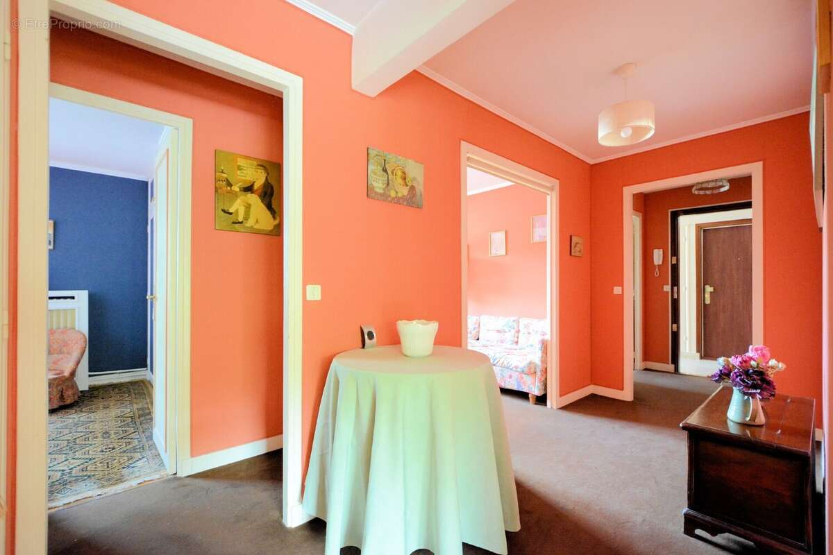 Appartement à SAINT-MAUR-DES-FOSSES