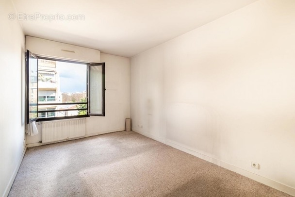 Appartement à PARIS-12E