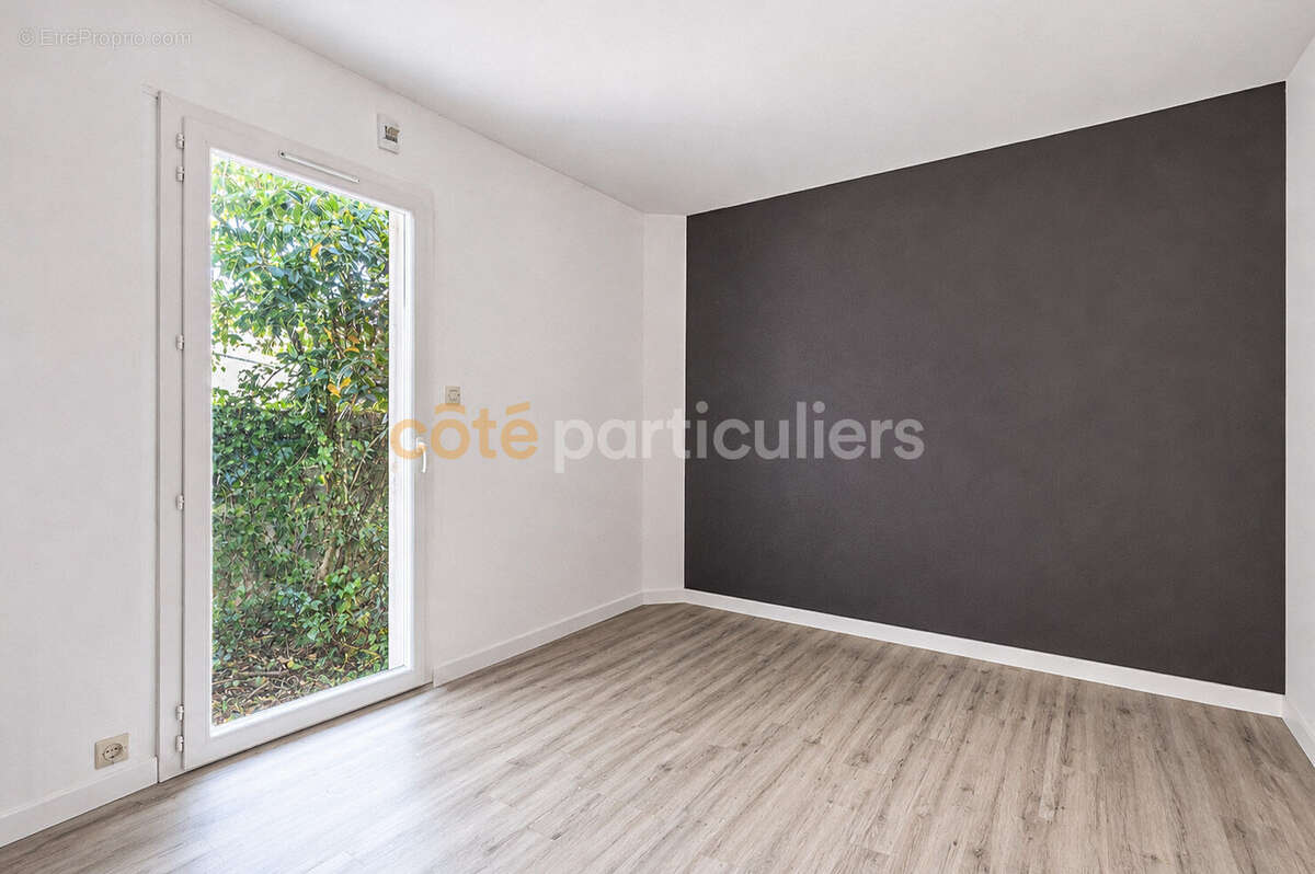 Maison familiale -- procé -- 230 m² -- 9 pièces -- 7 chambres -- garage - photo 13