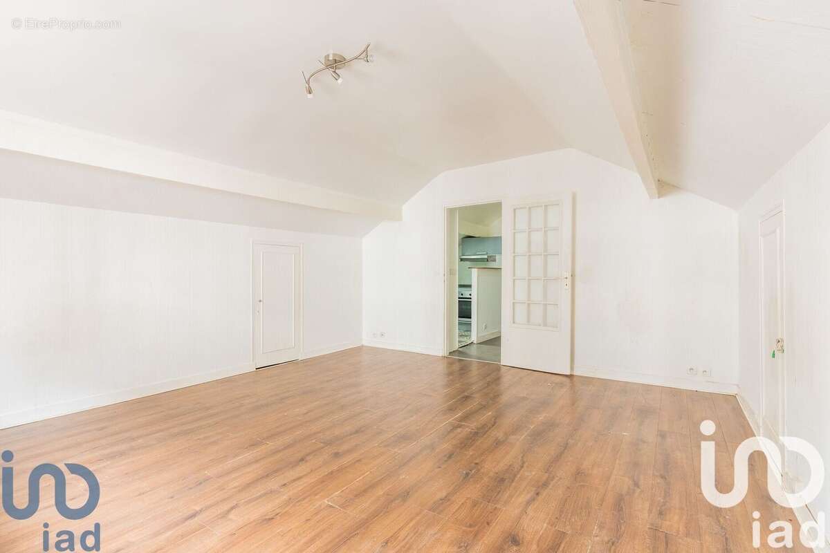 Photo 5 - Appartement à SAVIGNY-SUR-ORGE