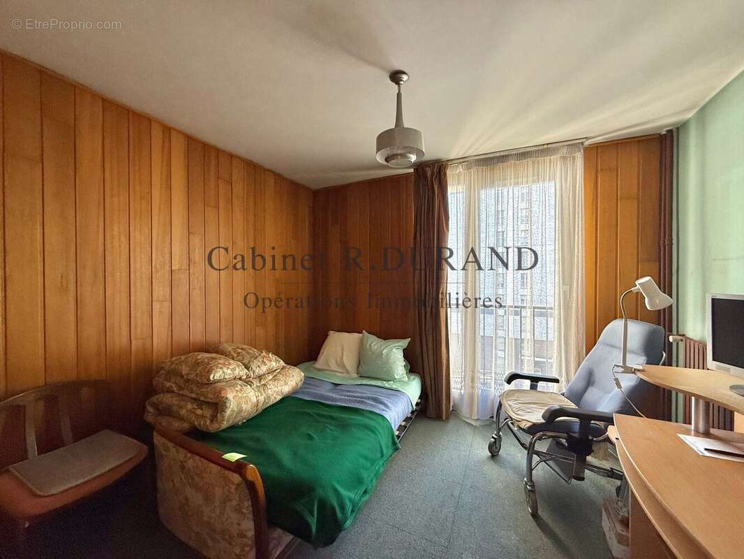 Appartement à COLOMBES