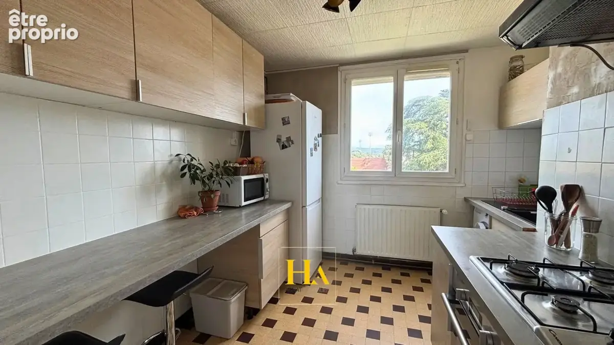 Appartement T4 dernier étage vue dégagée - photo 6