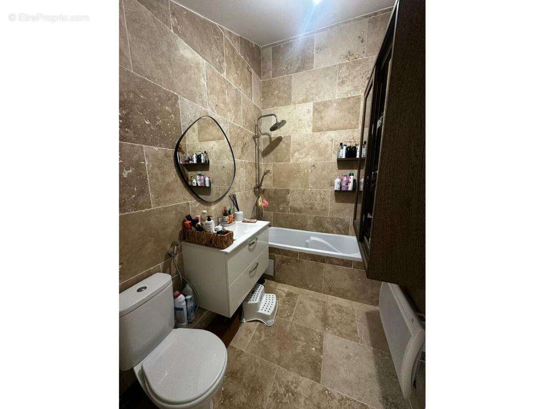 Appartement à MARSEILLE-15E