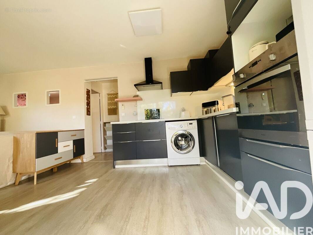 Photo 1 - Appartement à SIX-FOURS-LES-PLAGES