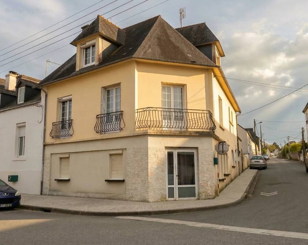 Appartement à CARHAIX-PLOUGUER
