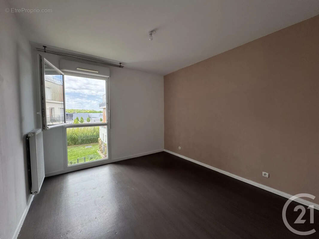 Appartement à DAMMARIE-LES-LYS