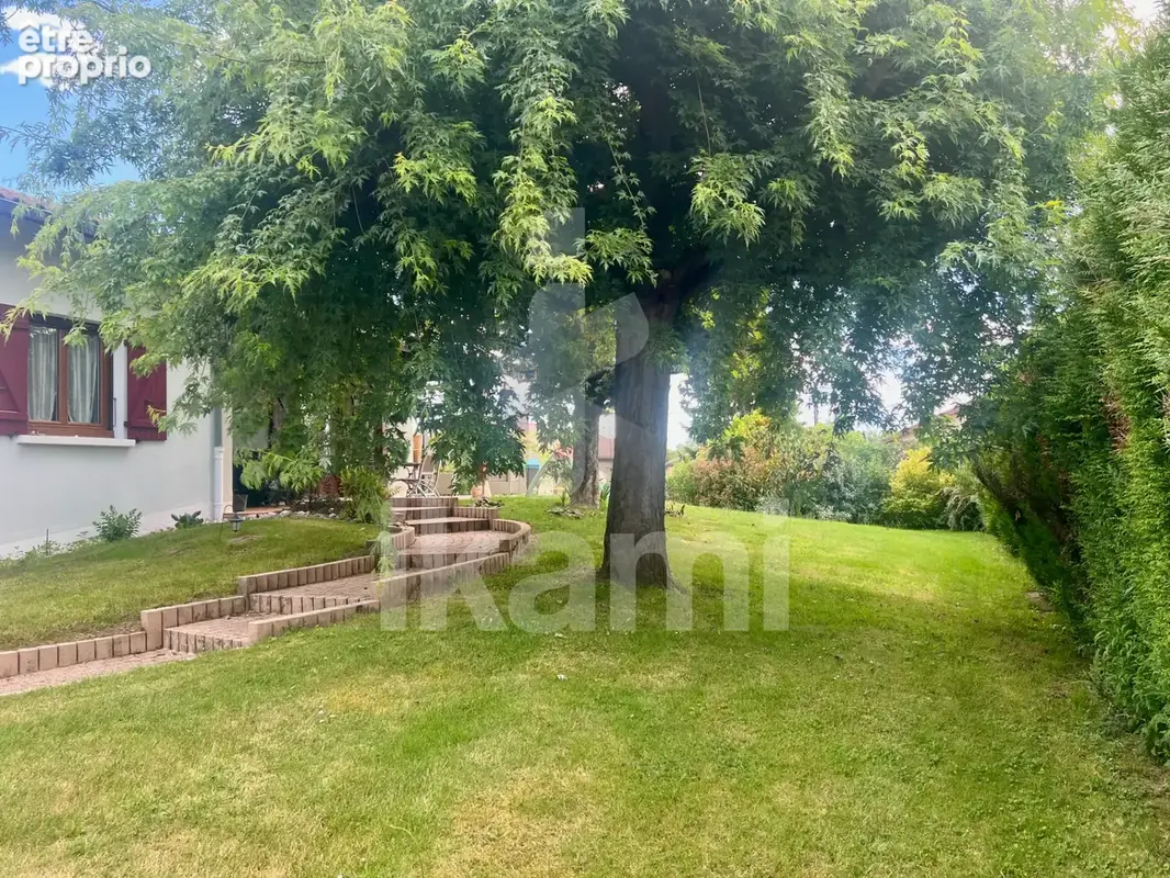 Maison de plain-pied avec 3 chambres sur un terrain de 3600m2 - photo 5