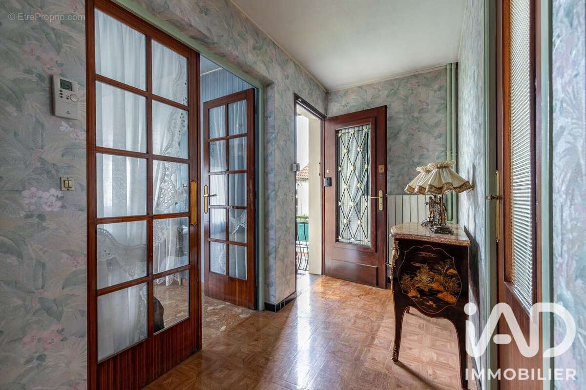 Photo 2 - Maison à TREMBLAY-EN-FRANCE
