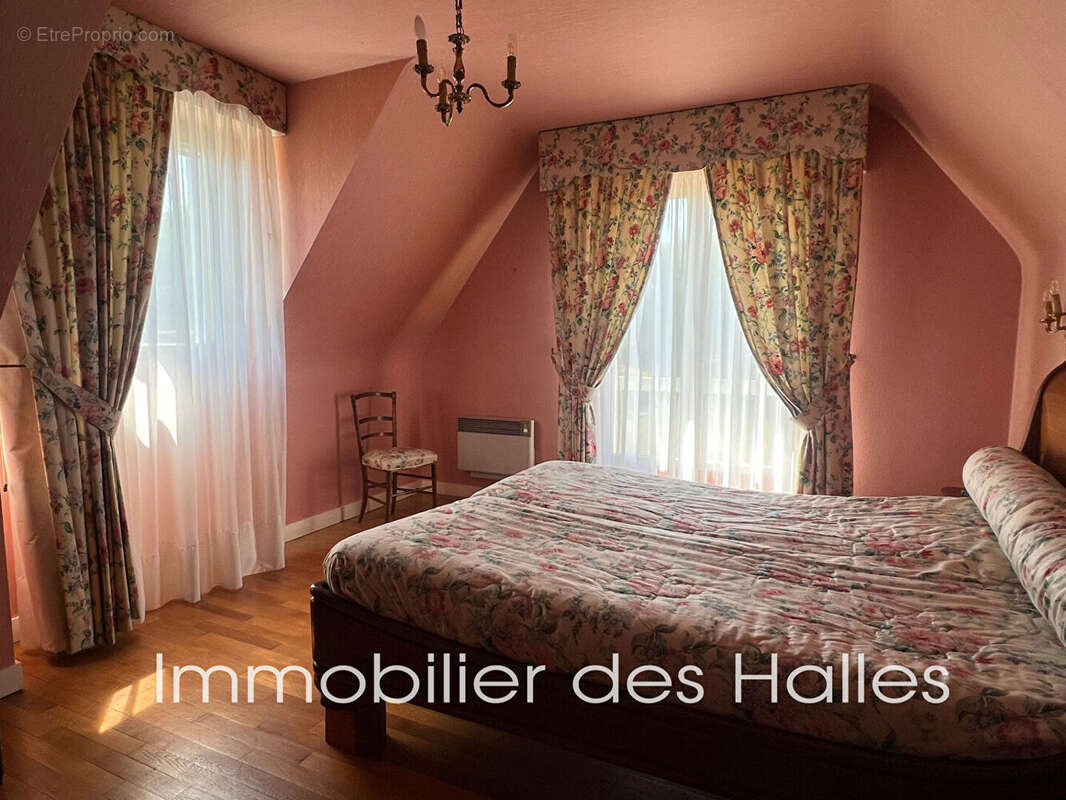 Maison à RENAZE