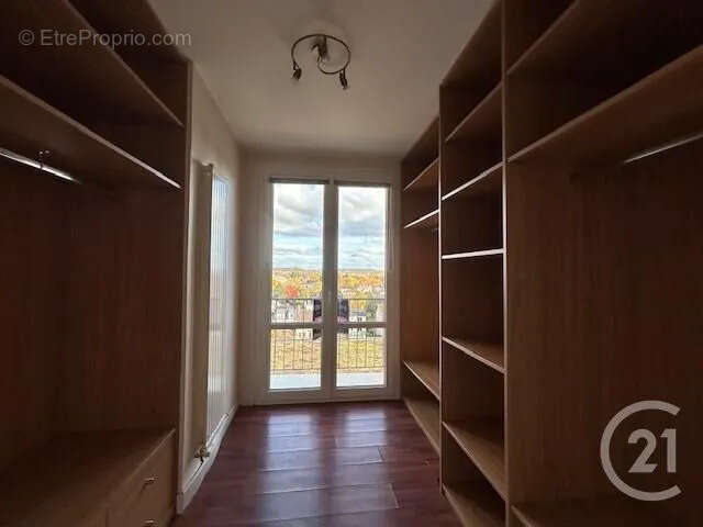 Appartement à FONTAINEBLEAU