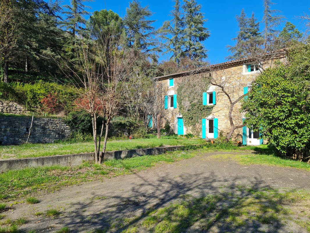 Maison à GENERARGUES