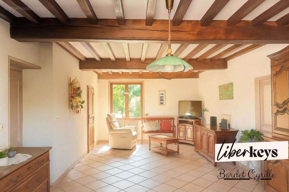 Maison à SAINT-BENIGNE