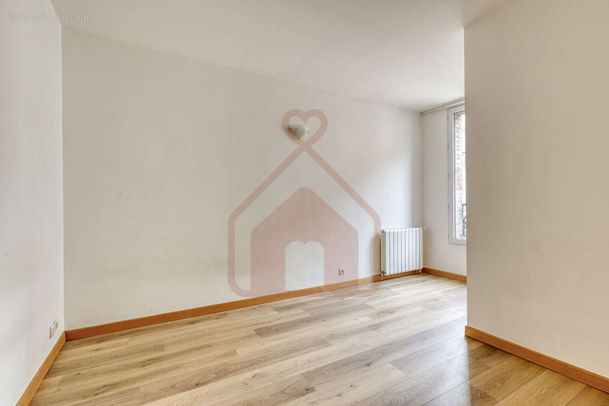Appartement à IVRY-SUR-SEINE