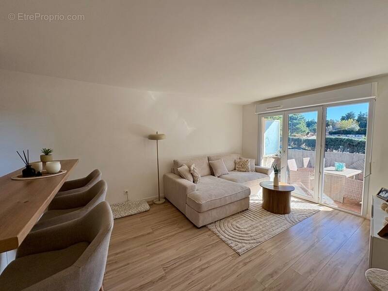 Appartement à FREJUS