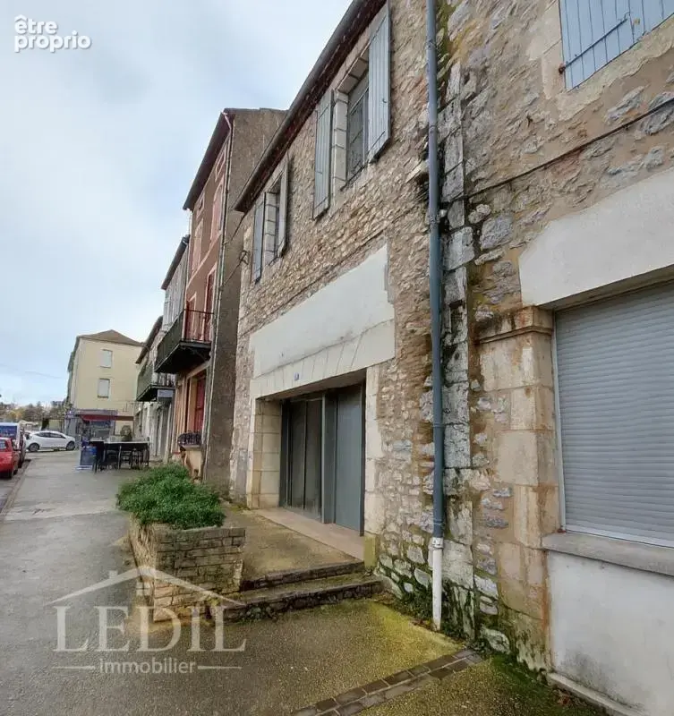 Immeuble commercial - photo 7