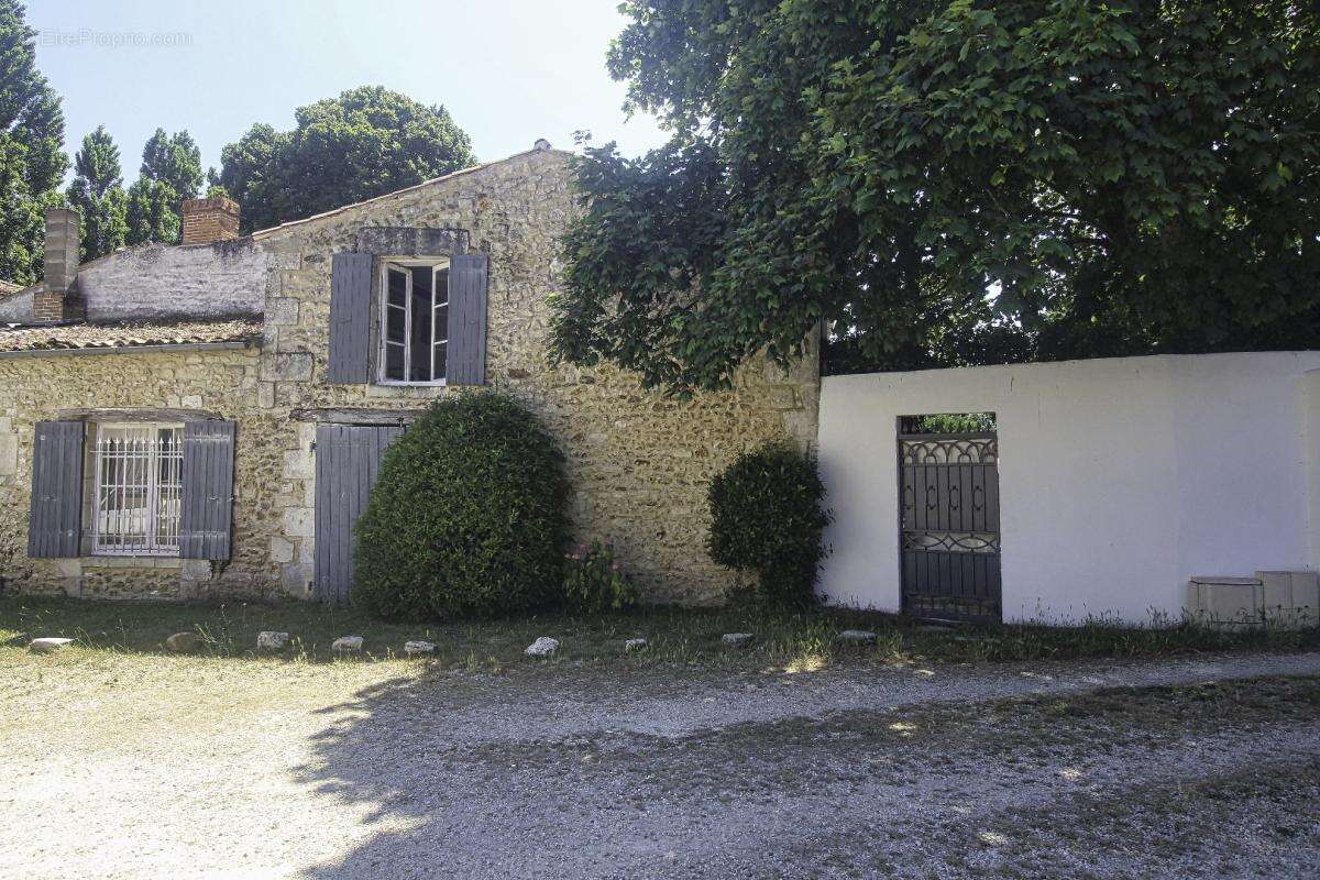 Maison à ETAULES