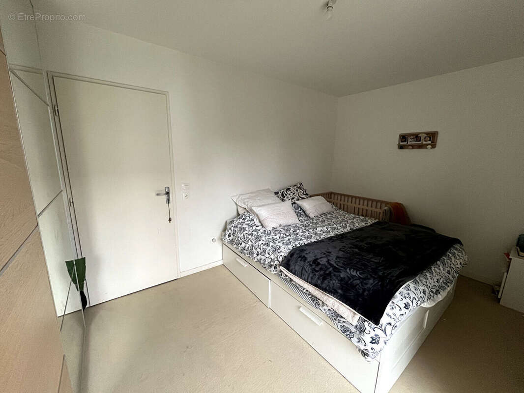 Appartement à LES MUREAUX