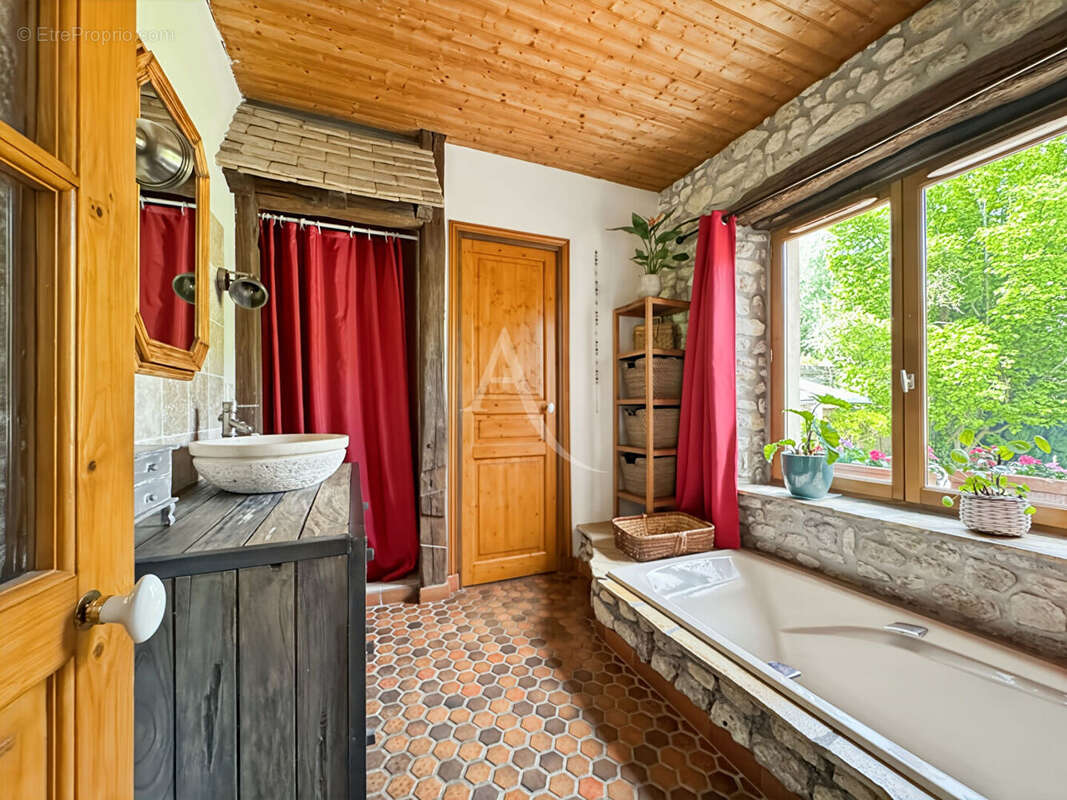 Maison à MORIGNY-CHAMPIGNY