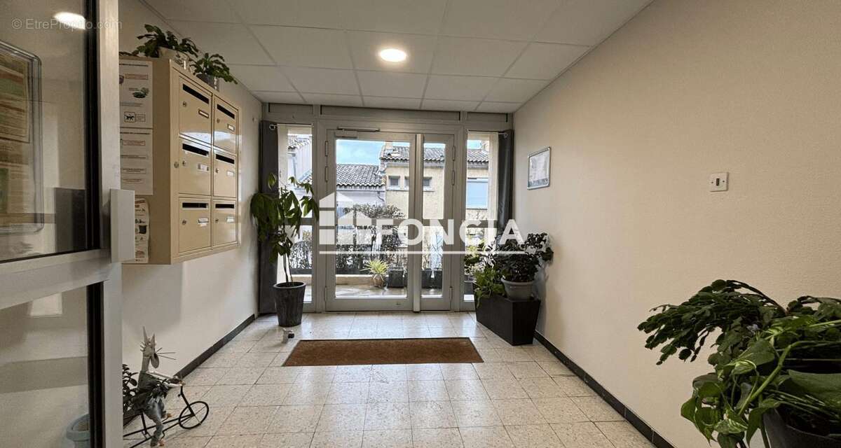 Appartement à VILLENEUVE-LES-AVIGNON