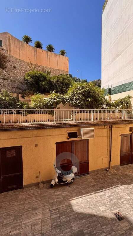 Appartement à MENTON